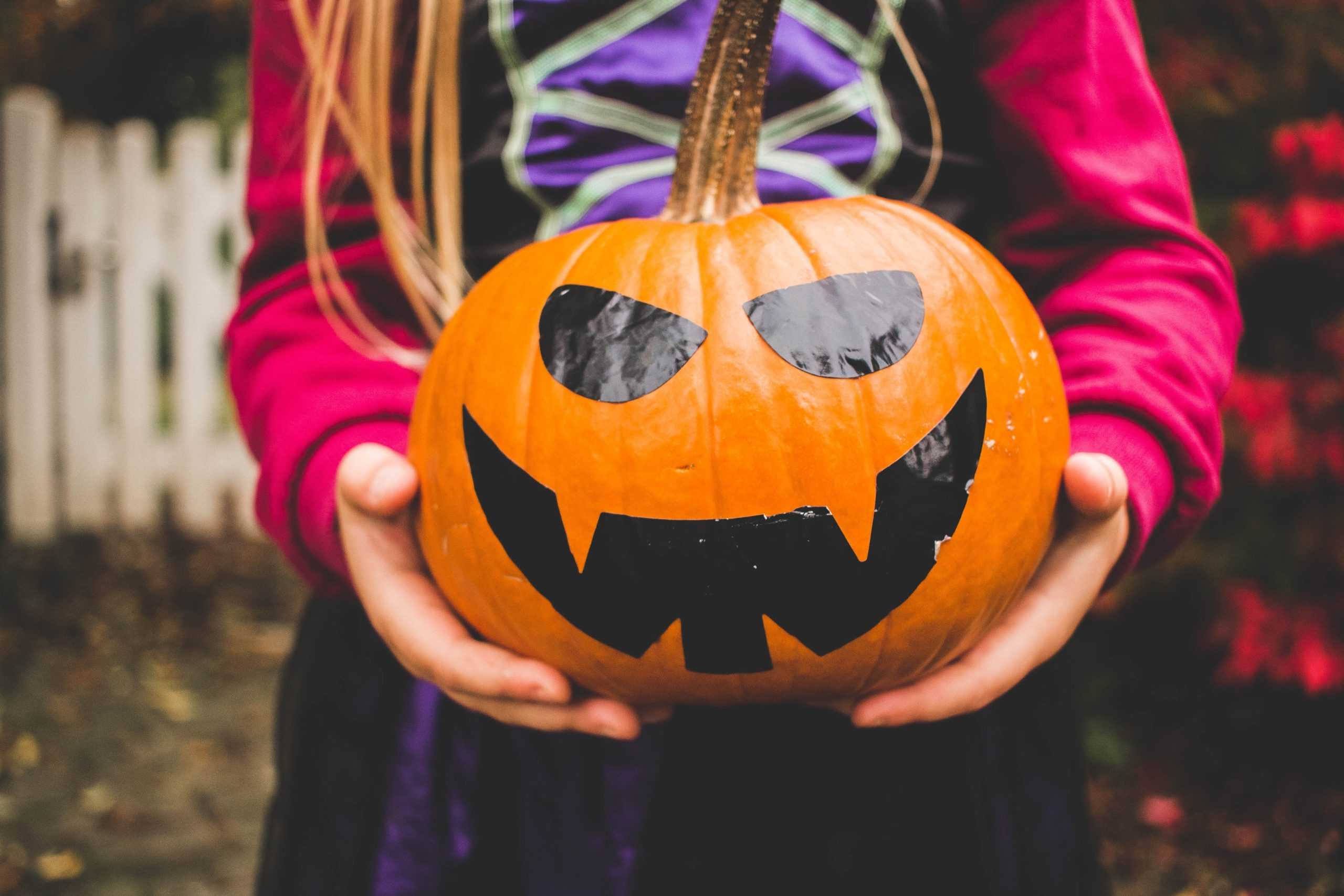 3 Ideas for Companies Planning a Virtual Halloween Celebration